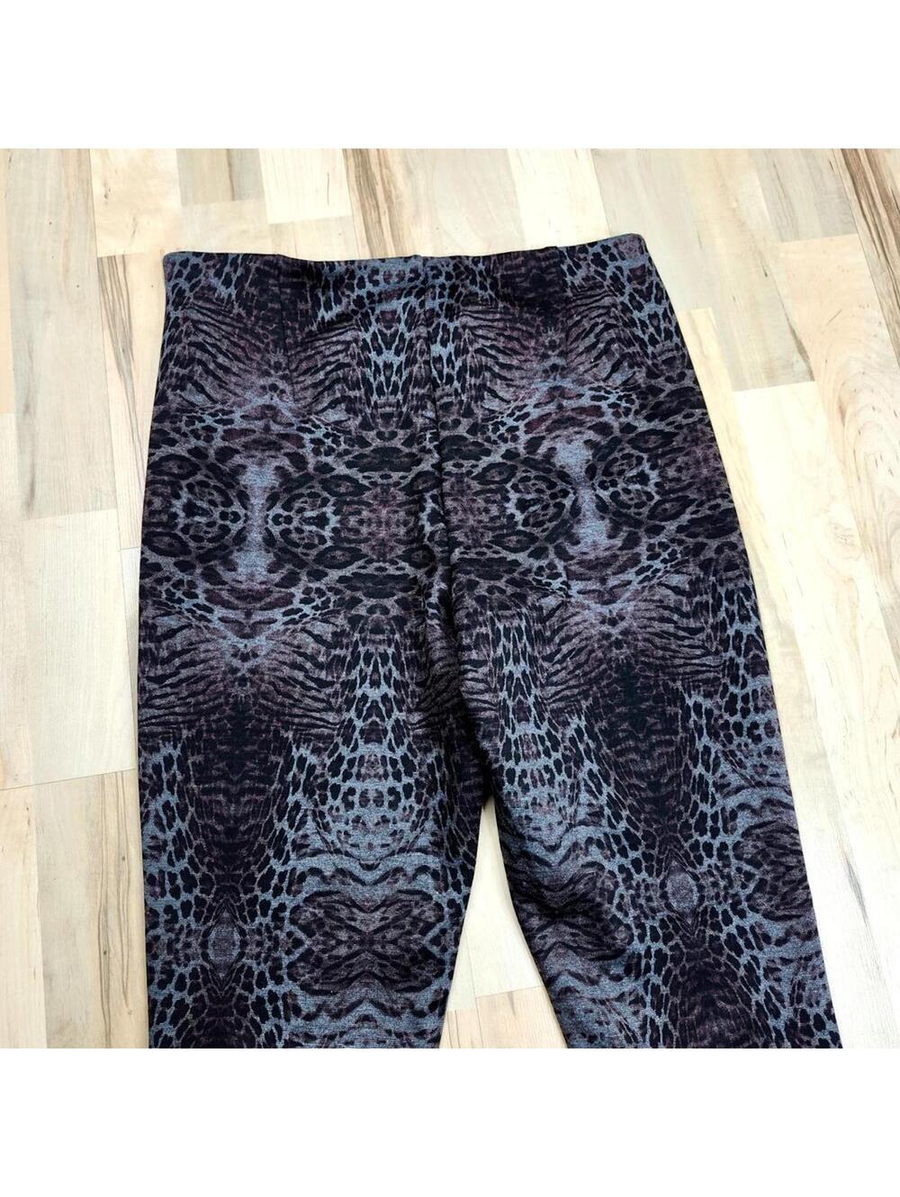 BlankNYC Animal Print Leggings Grey Black Snake Pattern Stretchy Pant 31